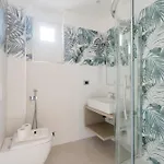 Guesthost - Comfy Family In Apartman